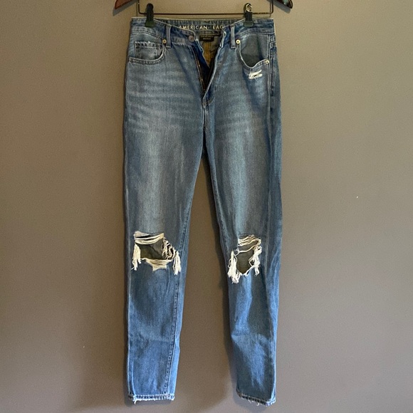 American Eagle Mom Jeans - Picture 2 of 6